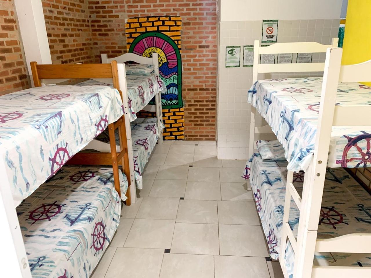 Vento Leste Hostel Bombinhas